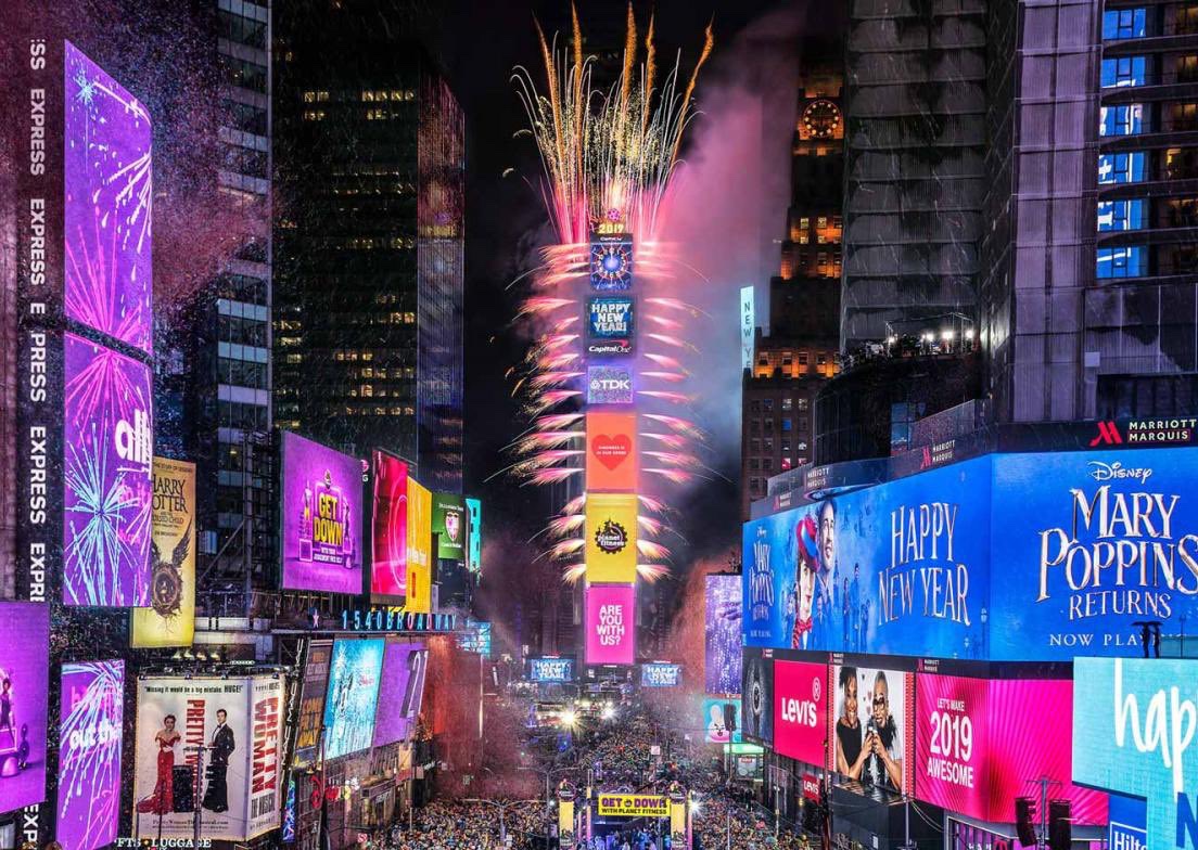 lpopchartmaster's tweet image. #LE_SSERAFIM will have a 6-minute live performance of "SPAGHETTI" and "CRAZY" at the ‘Dick Clark’s New Year’s Rockin’ Eve’ on December 31st 8:26-8:32 PM EST

— They are the ONLY kpop act to perform on the countdown stage this year