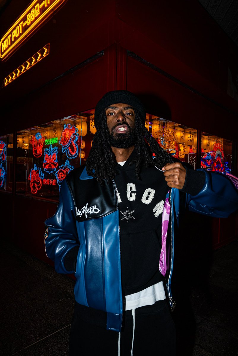 zeblaski's tweet image. 🚨 CONCOUR 🚨

Tente de gagner la DUKE MOBB JACKET, disponible le 4 janvier 📼

Pour participer au giveaway,
laisse un commentaire et rt ce tweet … 
On sélectionnera le gagnant la veille du drop, bon courage à tout le monde !