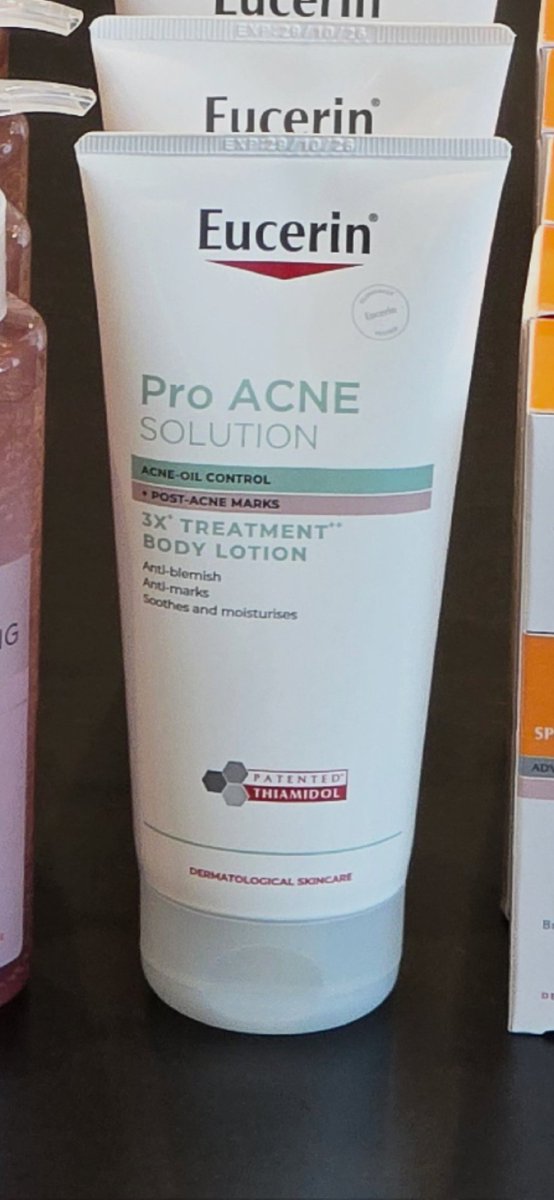 bboatnk's tweet photo. @chin_skinnerd อยากได้ตัว Pro ACNE Solution ค่ะ เนื่องจากเป็นสิว เหงื่อออกที่หลัง ตอนนี้เริ่มหายแล้ว เลยอยากได้ตัวนี้มาลดรอยค่ะ เพราะมี Thiamidol ที่เป็นสาร brightening ที่น่าสนใจค่ะ https://t.co/rqfSEBpPOW