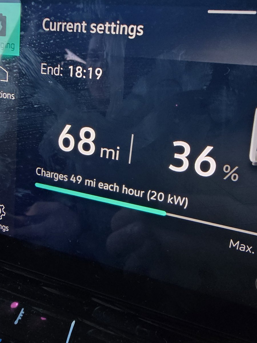 DominicArquati's tweet photo. @GSElecHighway @GSElecHighway ridiculous low charge rate Southwaite services poor for 150 kW #ev #poorinfrastructure https://t.co/gK9nEtb1tN
