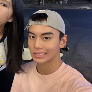 eunsapi's tweet image. วันนี้ได้เห็นหน้านางจุก ๆ ทั้งวานน ขอแบบนี้อีกเย้อ ๆ นะ ใส่เสื้อสีจมปูววด้วยน่ารักงะ🩷🩷