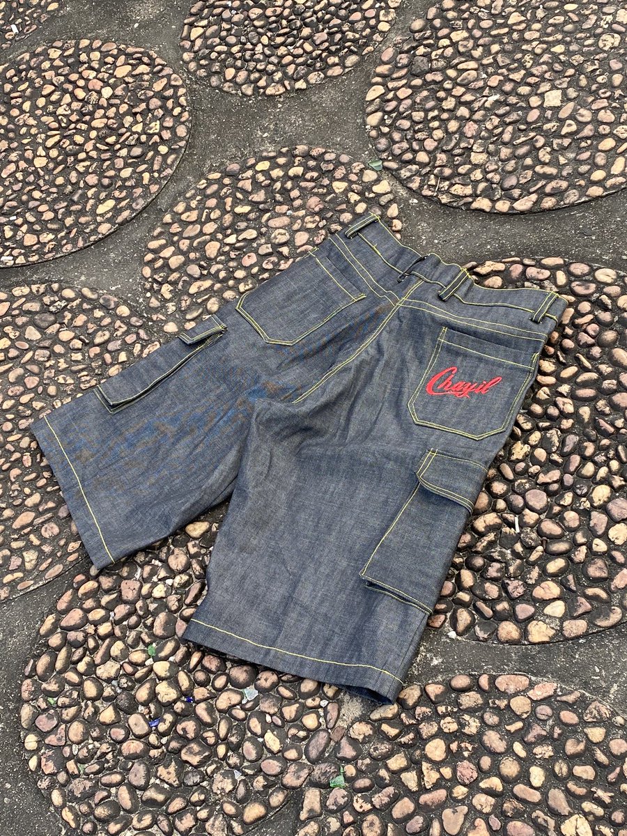 Boyasap1's tweet photo. Speaking of Jorts , I have something good for you and worth your price @CHYL_LAB ⛽️ https://t.co/O876Uiv8xE