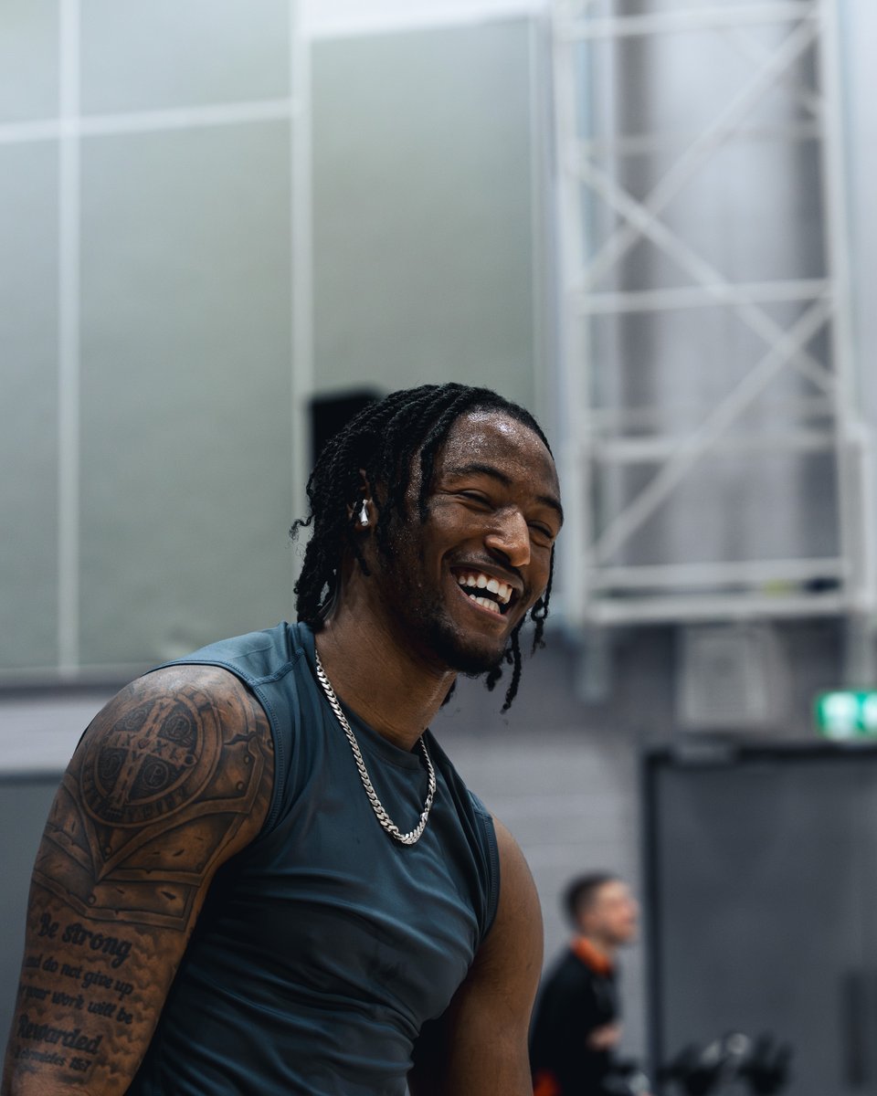 CheshireNix's tweet photo. Pregame portraits. ๐ผ๏ธ
We are waiting for you #NixNation
#ReadyToRise https://t.co/bsSeDBAtJZ