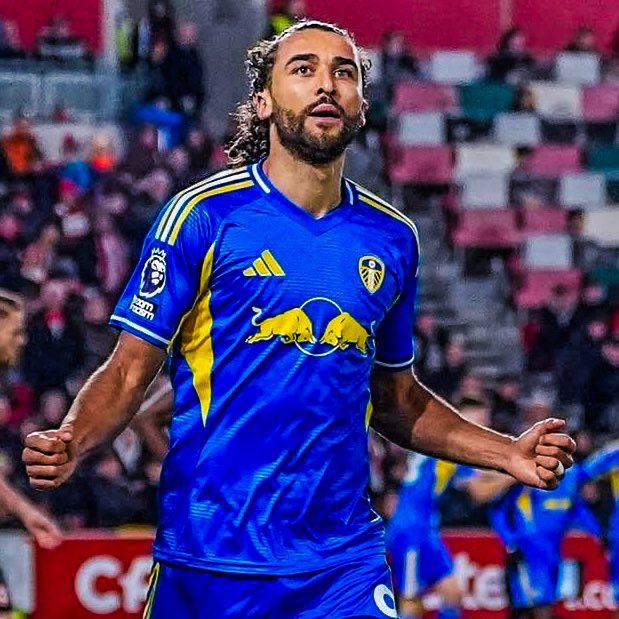 HamySources's tweet image. Dominic Calvert-Lewin has scored AGAIN for Leeds his 7th goal in 6 games.

Sources say the striker finally found his shooting boots after “accidentally leaving them at Goodison Park since 2021 and someone just handed them back”.