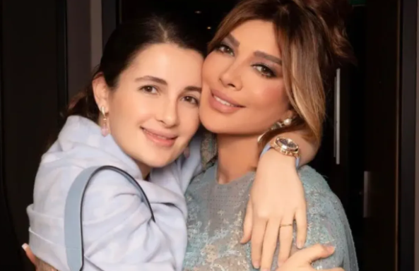 اصالة لإبنتها : خليكي في الطب 