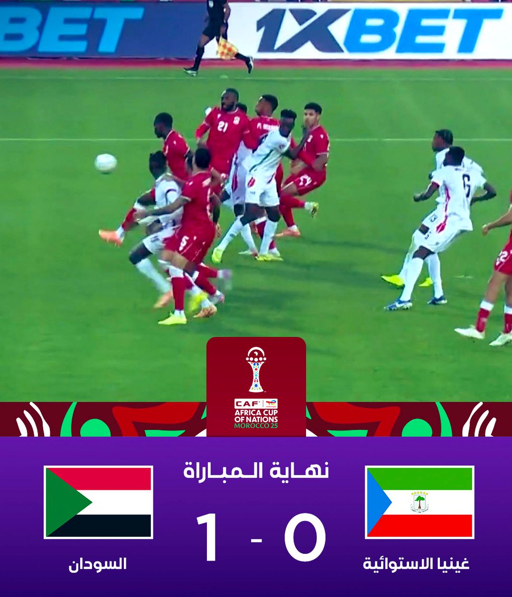derradjihafid's tweet image. المنتخب السوداني ينتفض بعد الخسارة أمام الجزائر، ويعود إلى المنافسة على بطاقة التأهل إلى الدور الثاني بعد فوزه الرائع على غينيا الاستوائية بهدف لصفر في مباراة أداها صقور الجديان بامتياز، فاستحقوا الفوز واستحقت الجماهير السودانية فرحة هي في أمسّ الحاجة إليها.
ألف مبروك للأحبة في…