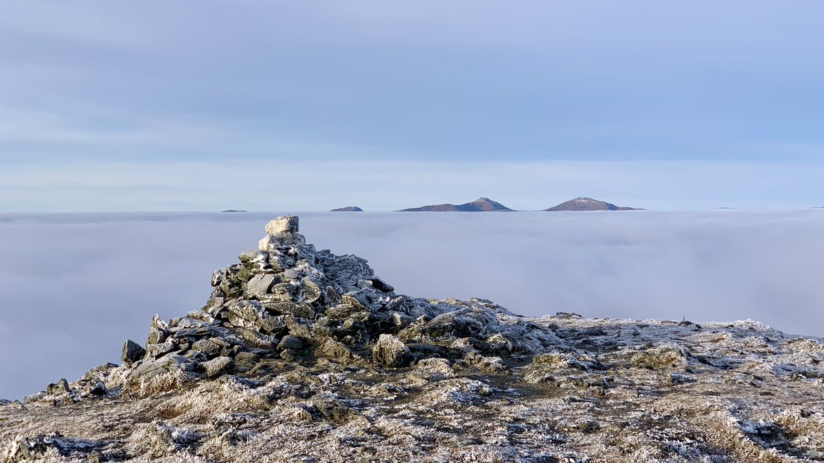 Stuc a Chroin today (with Stob Binnien and Ben More in distance

Munro No 176 for me and last of 2025