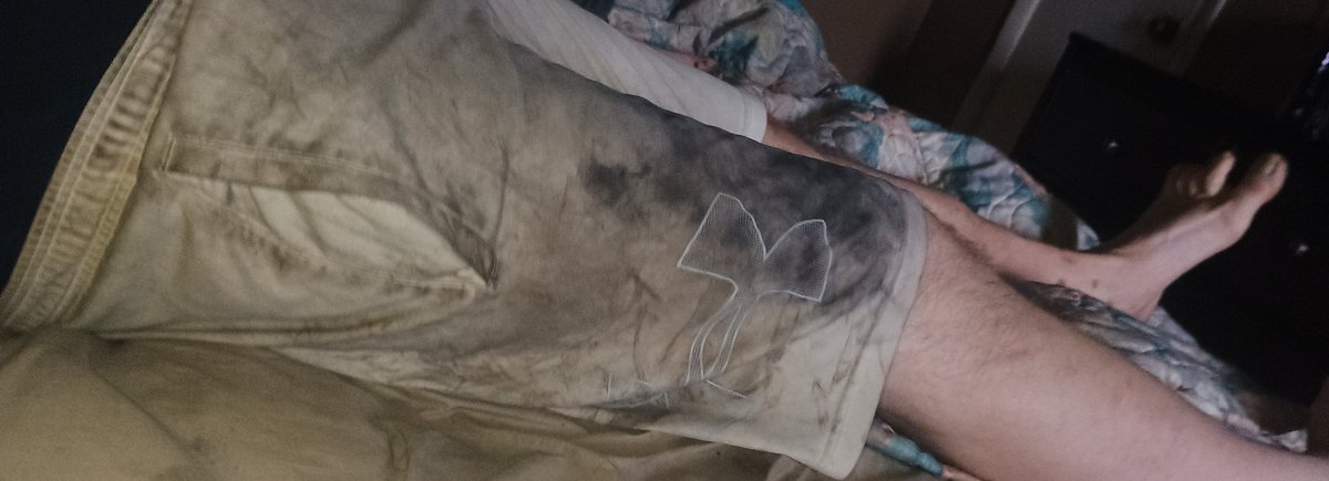 4_fones's tweet photo. same style of under armour shorts that I am turned on by so badly. received these white under Armour shorts on December 23rd. the "now" pics are from today. #piss #gaypiss #fetish #pissbitch #chudai #dazzle #gay #watersports #pisssub #sub #trashed #underarmourshorts https://t.co/wdDkMPxwJz