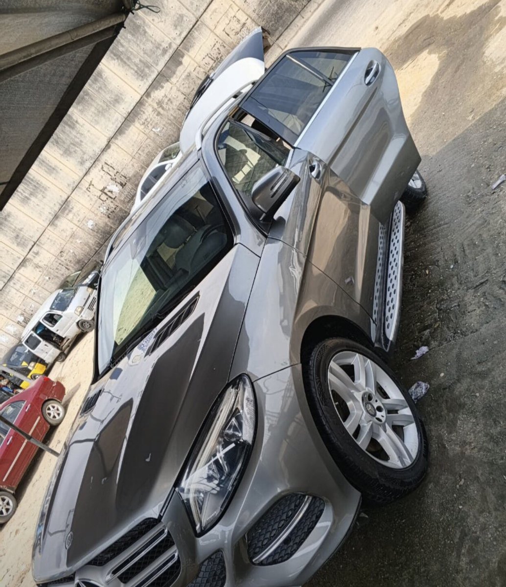 IkibaClinton's tweet image. Destress sale in port harcourt…20M Naira ….come check it out…no single fault