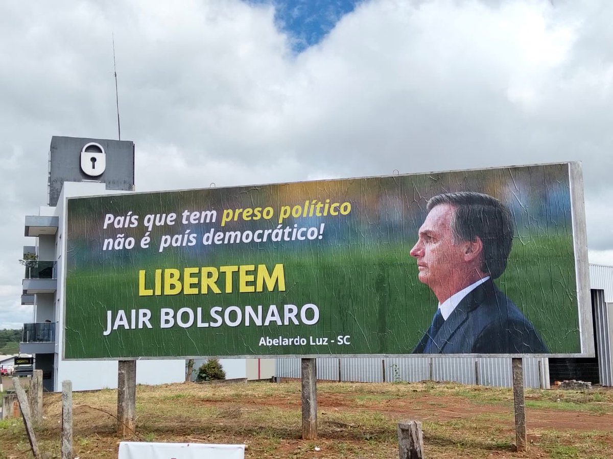 Chega de tortura #bolsonaroemcasa #libertembolsonaro 

Abelardo Luz/SC
