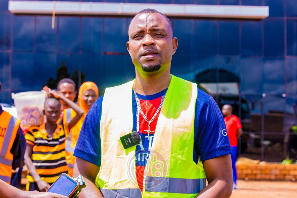 RTNBurundi's tweet image. #Burundi : Entre 200 et 300 tonnes d'avocats sont exportées chaque jour par l’entreprise "Burundi Avocado Marketing" de #Muyinga

Dans la Commune de #Muyinga en province de @BuhumuzaProvinc, précisément sur la colline de #Kinazi, siège  l'entreprise "Burundi Avocado Market"