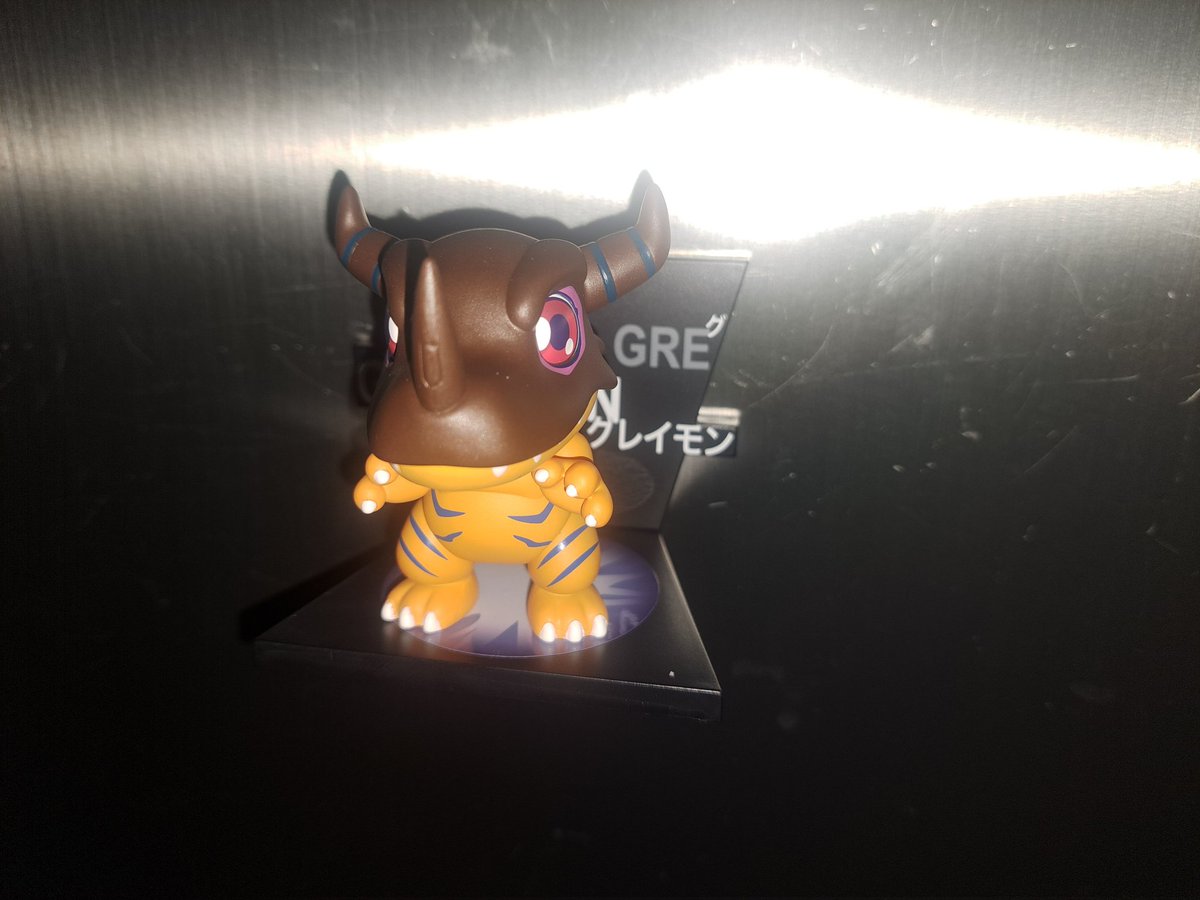 Merry Christmas y'all! I don't usually post my gifts but my sister got me this sick mystery box digimon magnet. Greymon my goat! I was hoping for omnimon but we take those! (The text on the back is textured too)