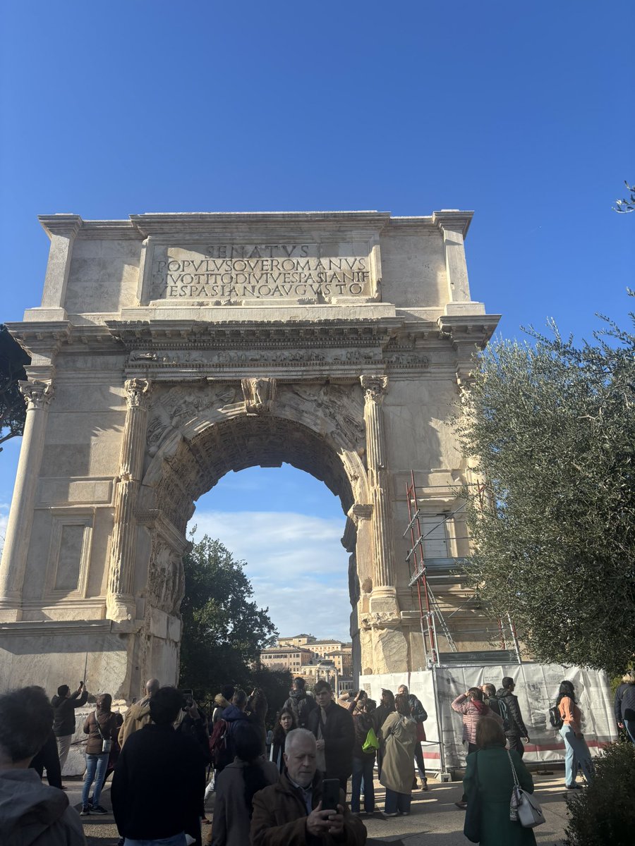 rbhohman's tweet photo. Rome over Christmas - beautiful! https://t.co/Bjvttw3F14