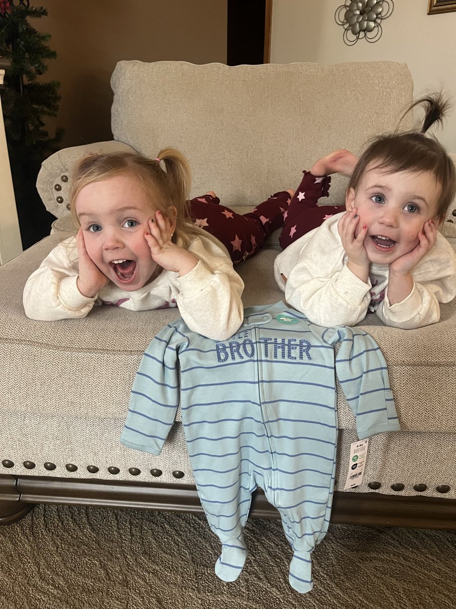 Lexy Zugg tweet media