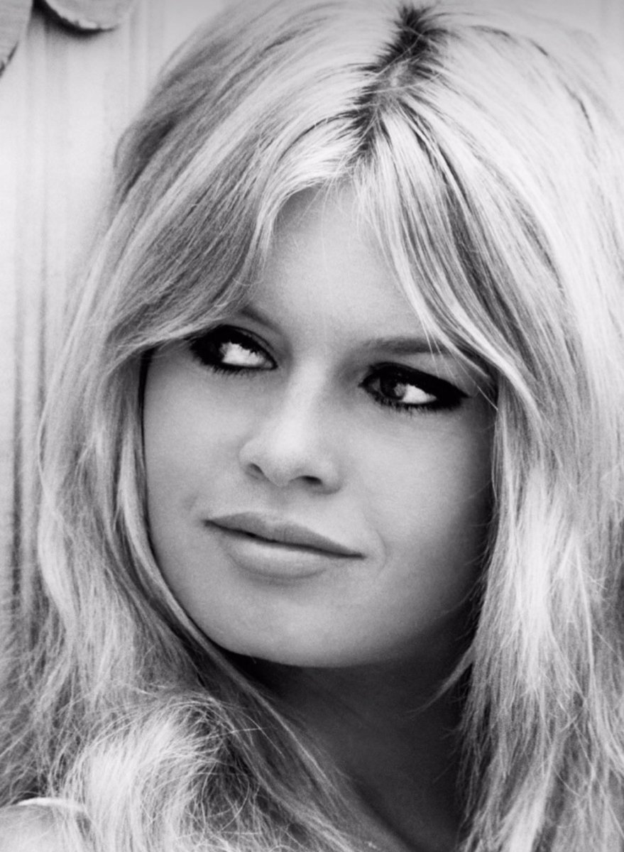 Malin #JeanLouisGasset, il avait envie d’être le premier à accueillir #BrigitteBardot
