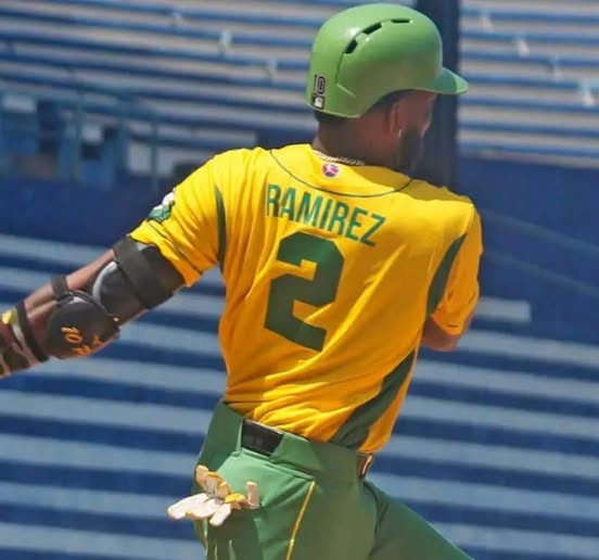 JuventudRebelde's tweet photo. #DeporteCubano 🇨🇺 #Beisbol ⚾️ #64SNB Matices a la espera del último invitado
📌A puro dramatismo, como un #Playoff adelantado, los conjuntos de  #PRI  y #CFG, se juegan hoy el pase a la etapa de postemporada

 ⬇️https://t.co/1A0DKAJ8SY https://t.co/EUSLG0bZeC