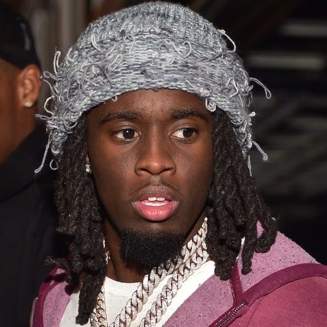 HoopsCrave's tweet image. Kevin Durant gives brotherly advice to Kai Cenat:

“Don’t end up like me, single and lonely. Find another girl asap while you’re still young.”