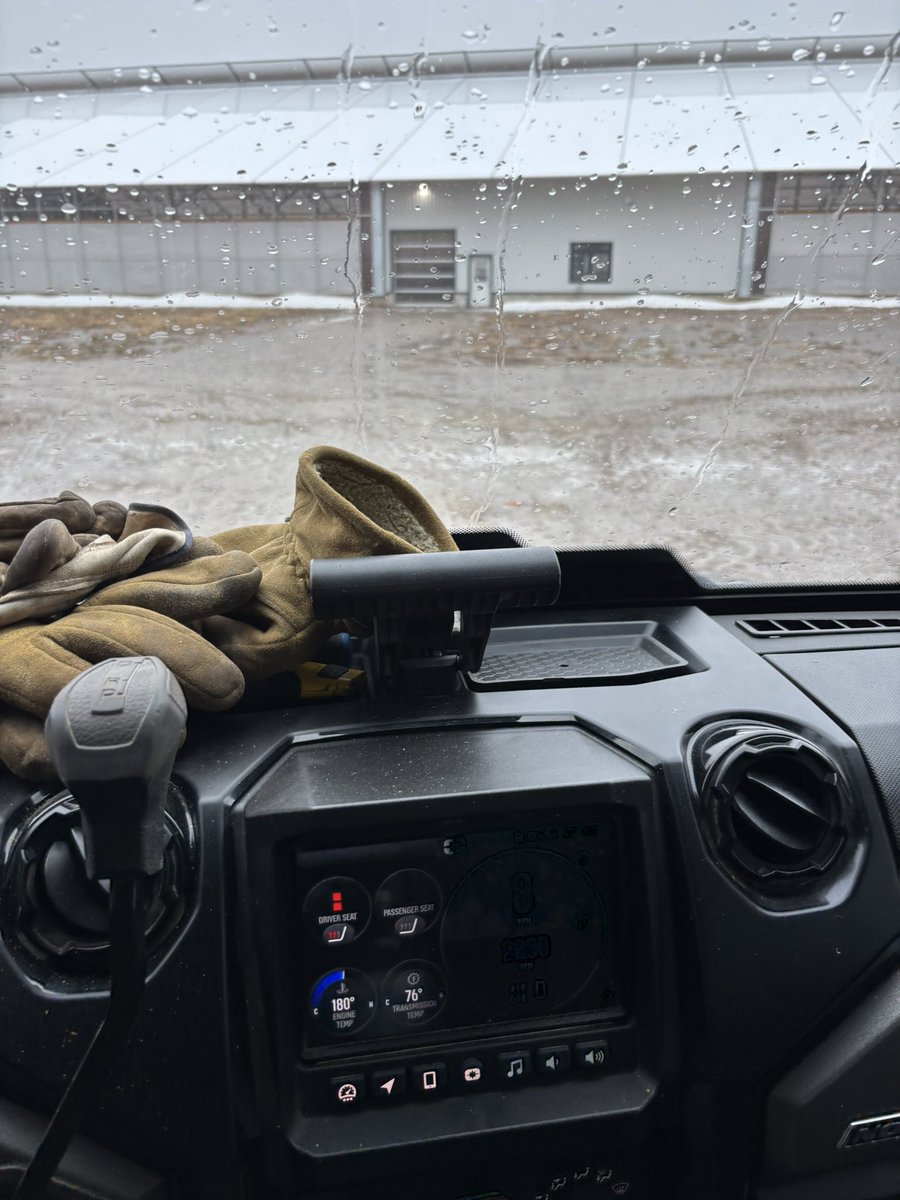 I sure do love heated seats in this crap weather!