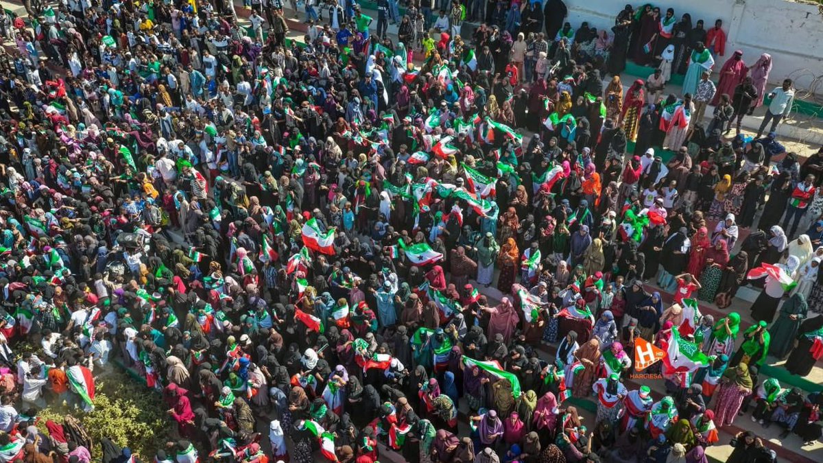 khalidgabbal's tweet photo. Somalilanders are celebrating nationwide after Israel’s formal recognition. This historic milestone validates our journey of peace and stability, strengthening our resolve to engage the world with dignity and purpose.
To those who love our progress welcome
#SomalilandRecognition https://t.co/VXPeWU95nR