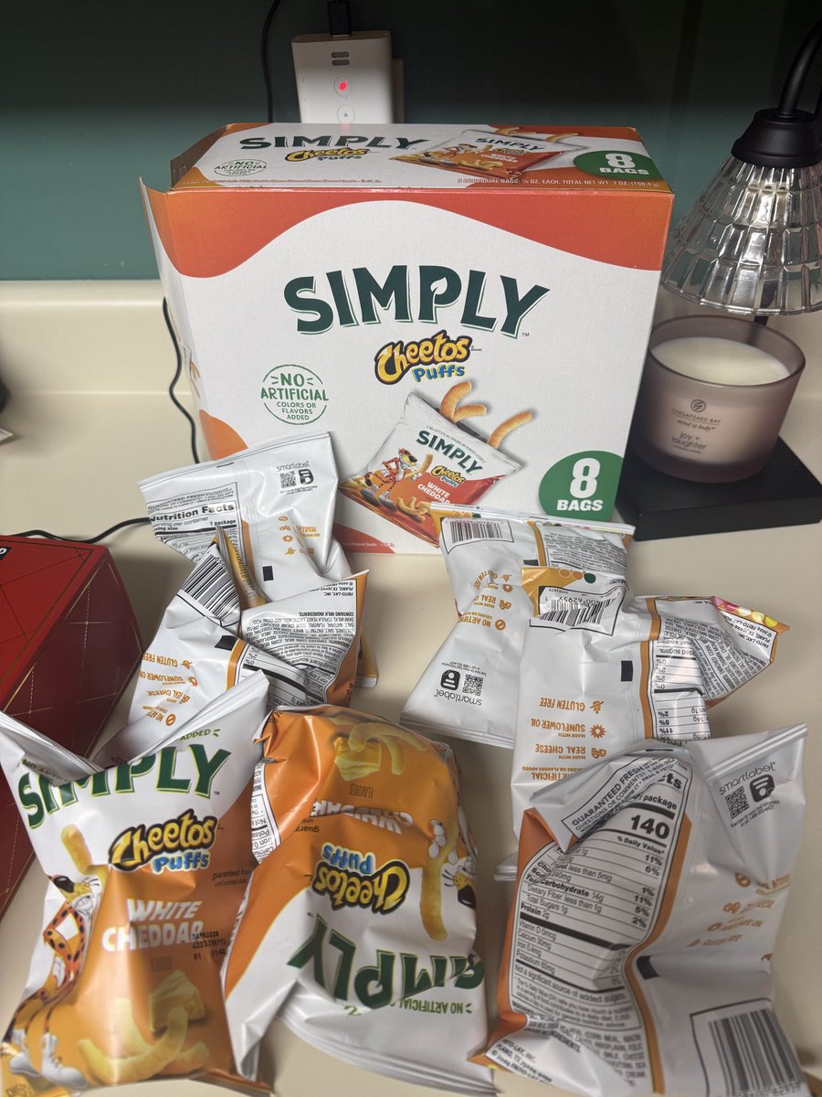 Hallking5 tweet media