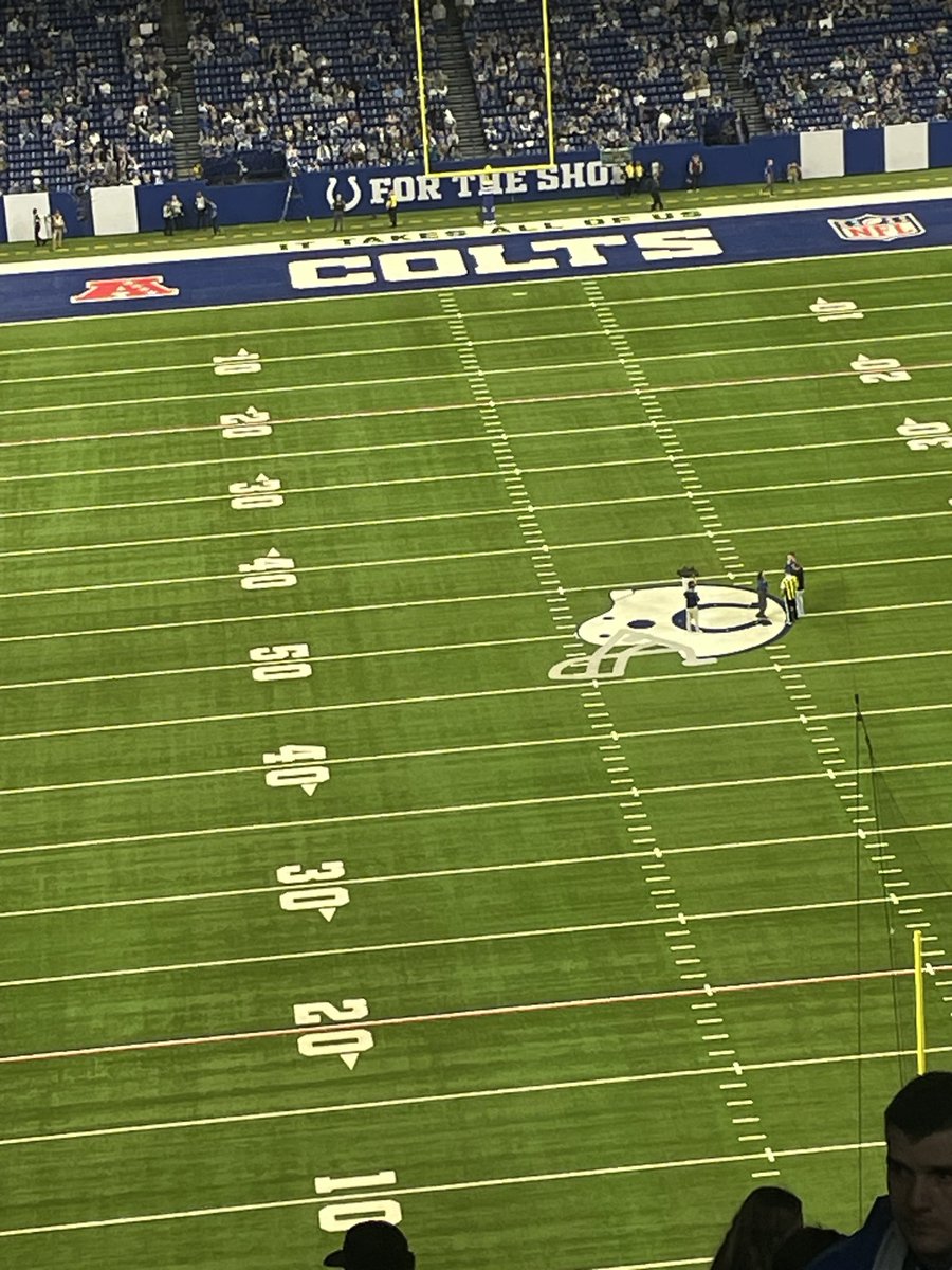 michael_puett's tweet photo. Go jags https://t.co/gULiVonSYr