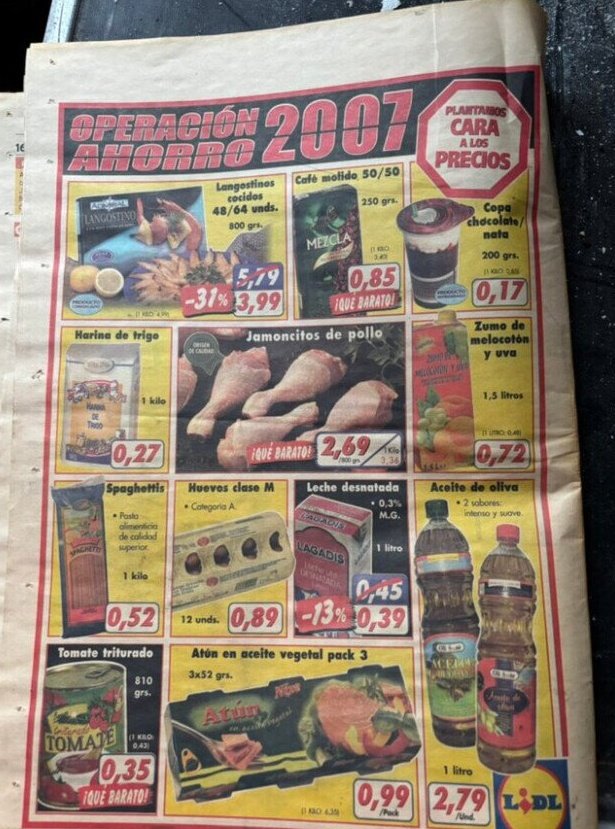 Buenas noticias:

Hace 20 años, se necesitaban dos personas para cargar una compra de 100€.

En 2025, hasta un niño de 5 años puede hacerlo él solo.

Los españoles nos estamos volviendo mucho más fuertes con cada generación 🇪🇸💪