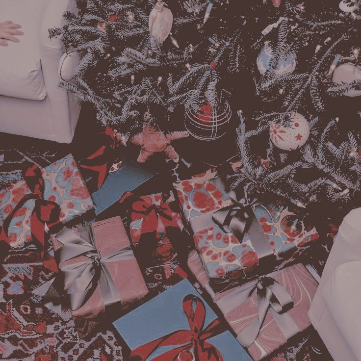 𝑳𝐀𝐃𝐘 𝐇𝐀𝐖𝐊. tweet media