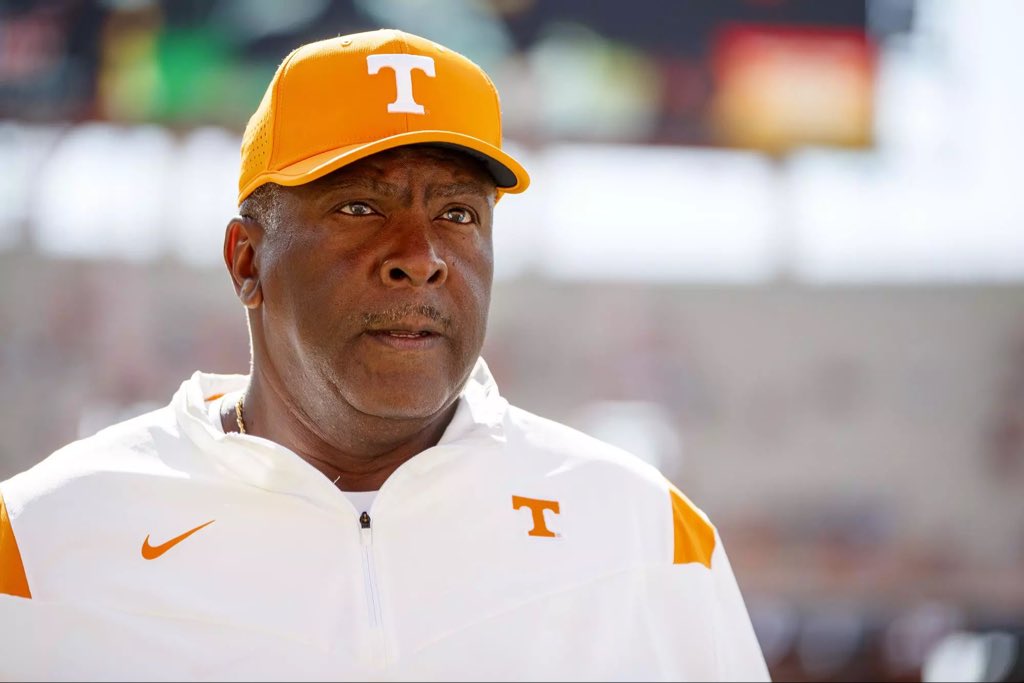 The expectation is that Rodney Garner will return as Tennessee defensive line coach in 2026, a source tells <a href="/On3sports/">On3</a>. 

He had been the lone assistant on an expiring contract. Has developed James Pearce Jr. and Derrick Brown, among others. 

on3.com/college/tennes…