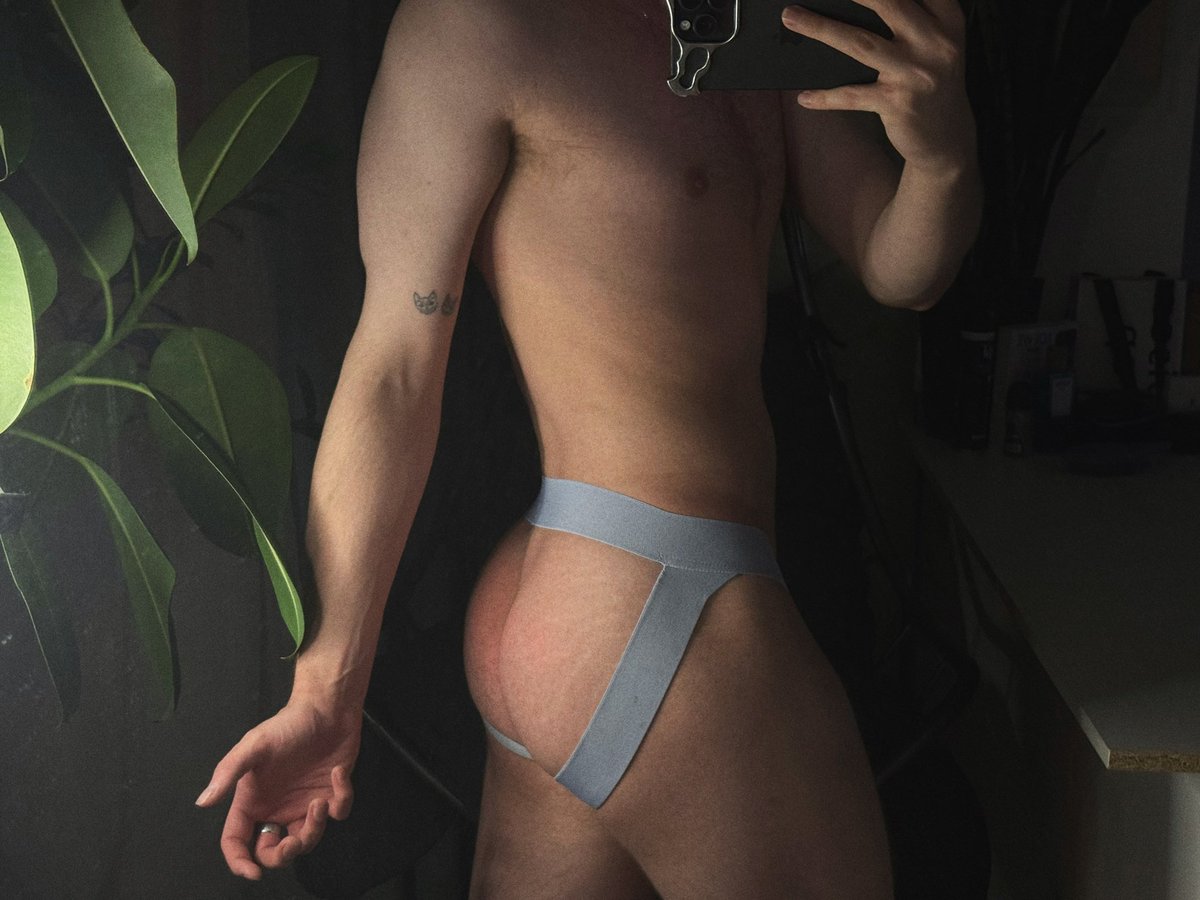 Yarik ✨ tweet media