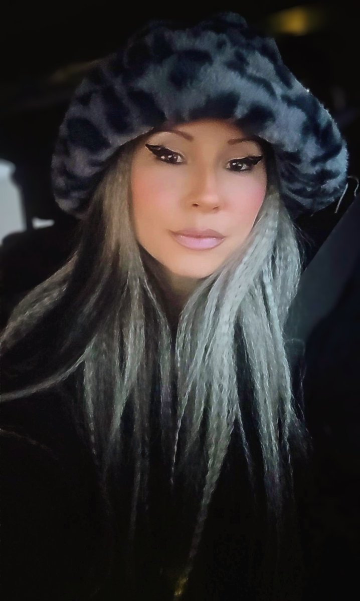 DannieD2112's tweet image. Sometimes I feel like a princess..👸
#sundayvibes #photooftheday #cute #DannieD