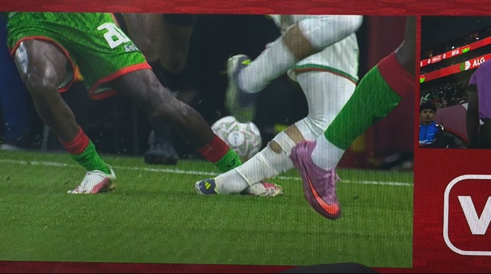 Eliès 🇩🇿 tweet media