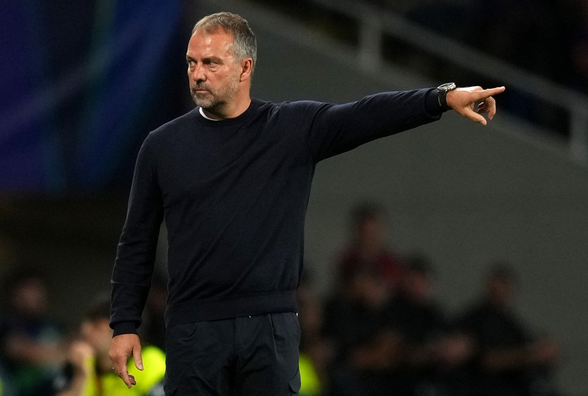 🚨Barcelona boss Hansi Flick has been named as the Best Coach for the 2024-25  La Liga season., image size:1200x808