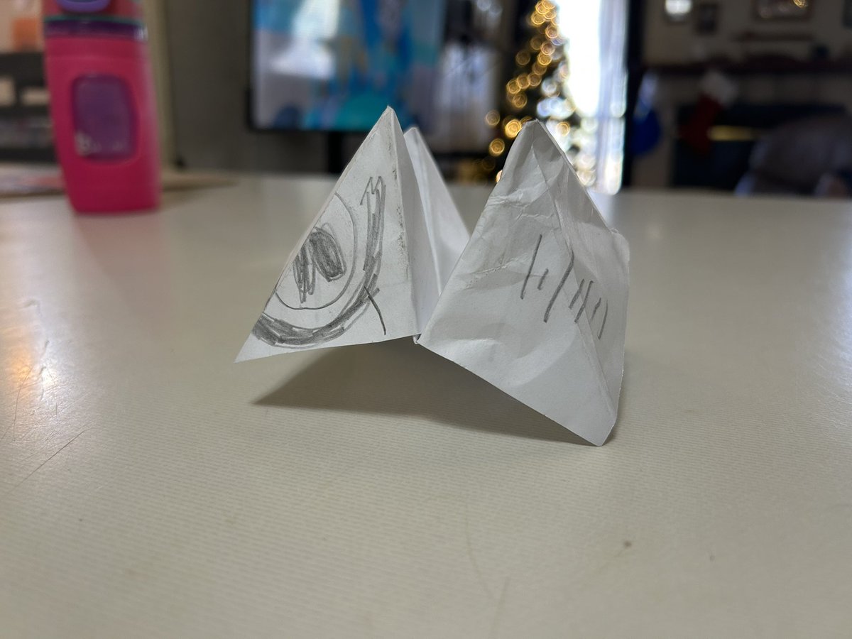 JasonMacRaven's tweet image. She’s practicing her Orphic abilities.