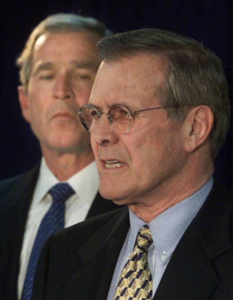 25YearsAgoLive's tweet image. President-Elect Bush announces that Donald Rumsfeld will be his Secretary of Defense. 

Rumsfeld is expected to have an easy role, as the world is generally at peace in this new millennium.