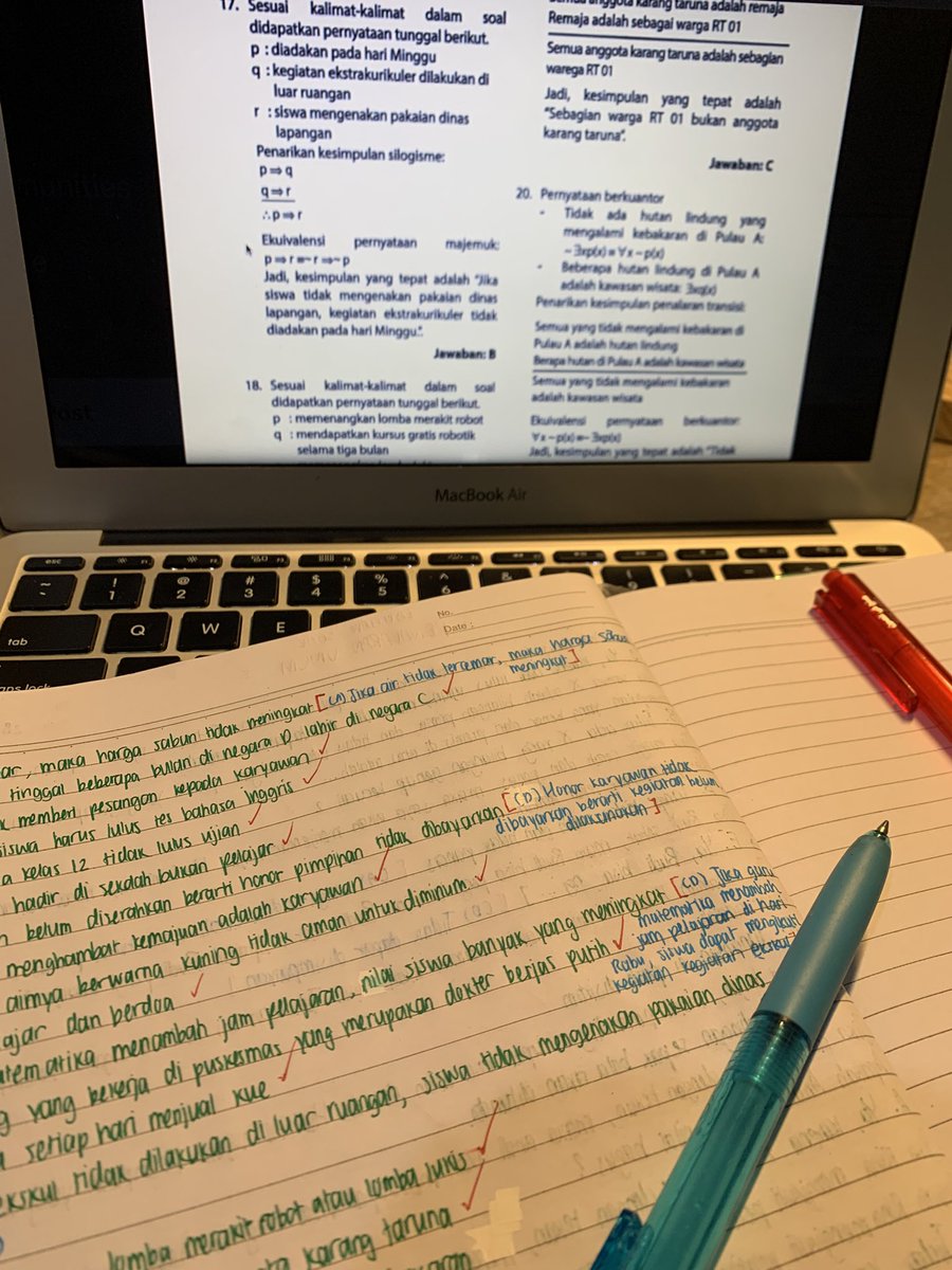 lattethecreator's tweet image. ✦📓[28122025]
latee night study sesh hihi because i was so unmotivated the whole day ughhh 🫩😵‍💫 hari inii full latsol fundamental logika ajaah 🧏🏻‍♀️💬♥️ sleeeep tight moots!