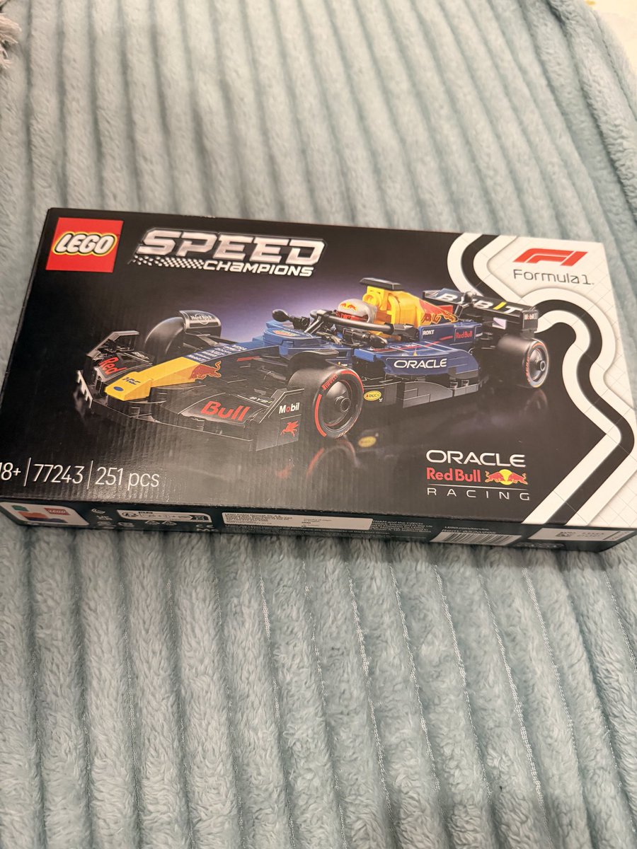 Hanımın tüm gün onla inditex grubunu gezip vestiyerlik görevini ifa etmem için aldığı sus payına bakın