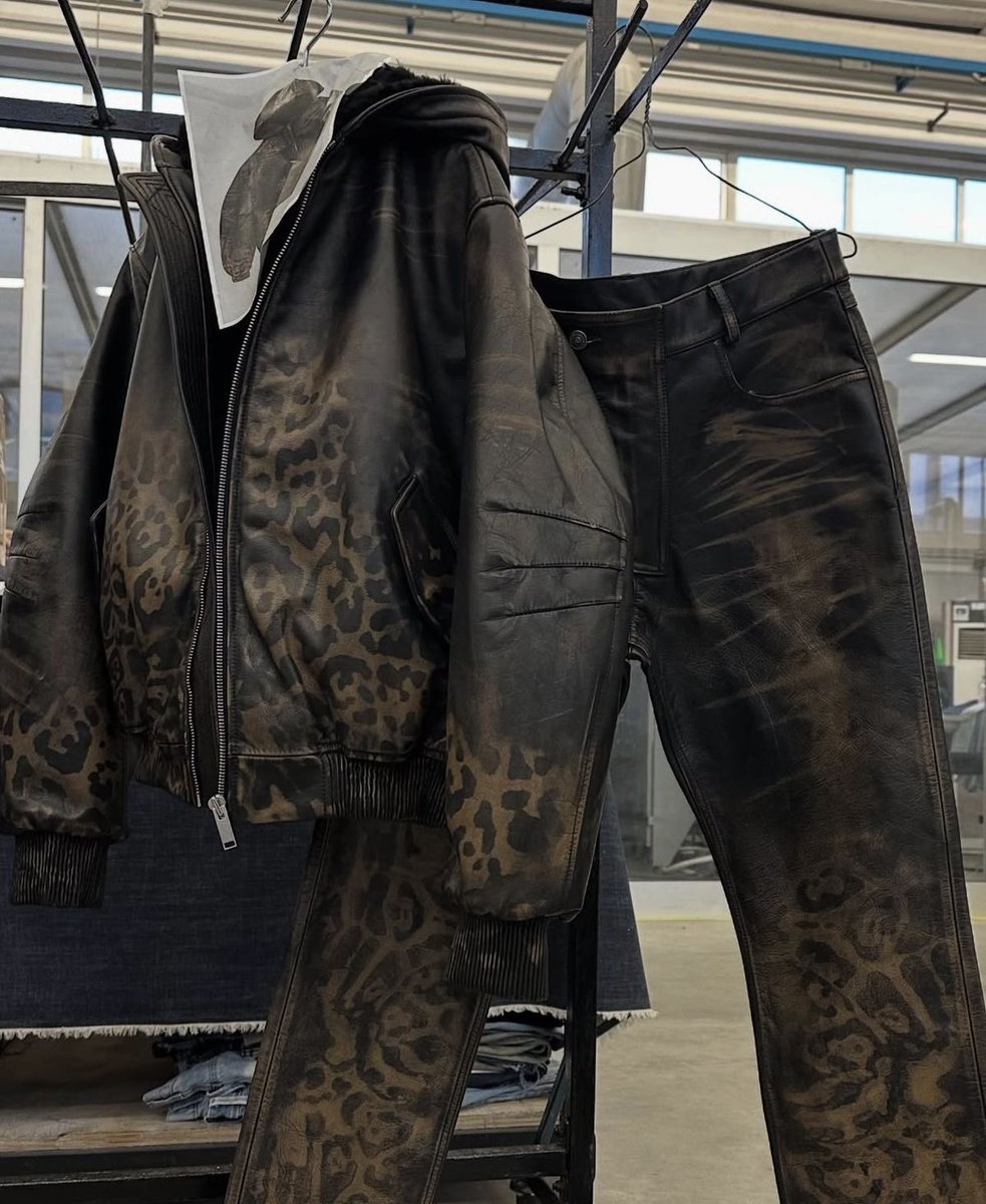 musesblueprint's tweet image. 424 Leopard Print Set 🐆