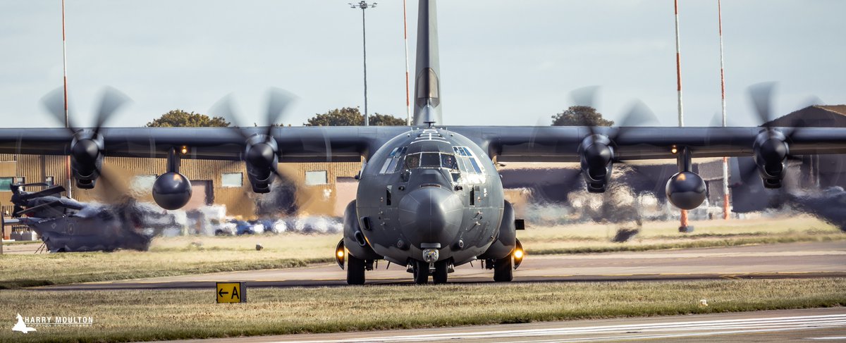 havoc_aviation's tweet photo. ✈️ Lockheed-Martin MC-130J Commando II
🇺🇸 U.S. Air Force - Special Operations Command
🛜 20-5943
📅 16 September 2025
📍 RAF Mildenhall
#raf #mc130 #c130 #superhercules #commando #mildenhall #aviation #canon https://t.co/Faf0EnnuCl