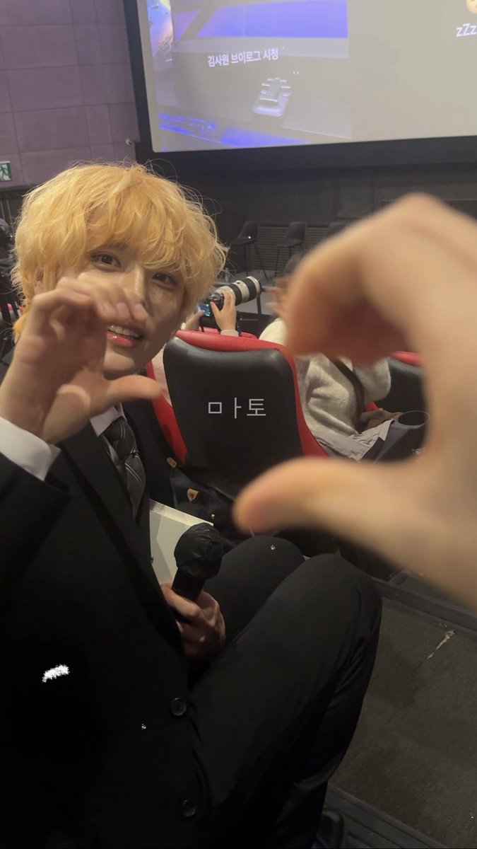 マト♡ tweet media