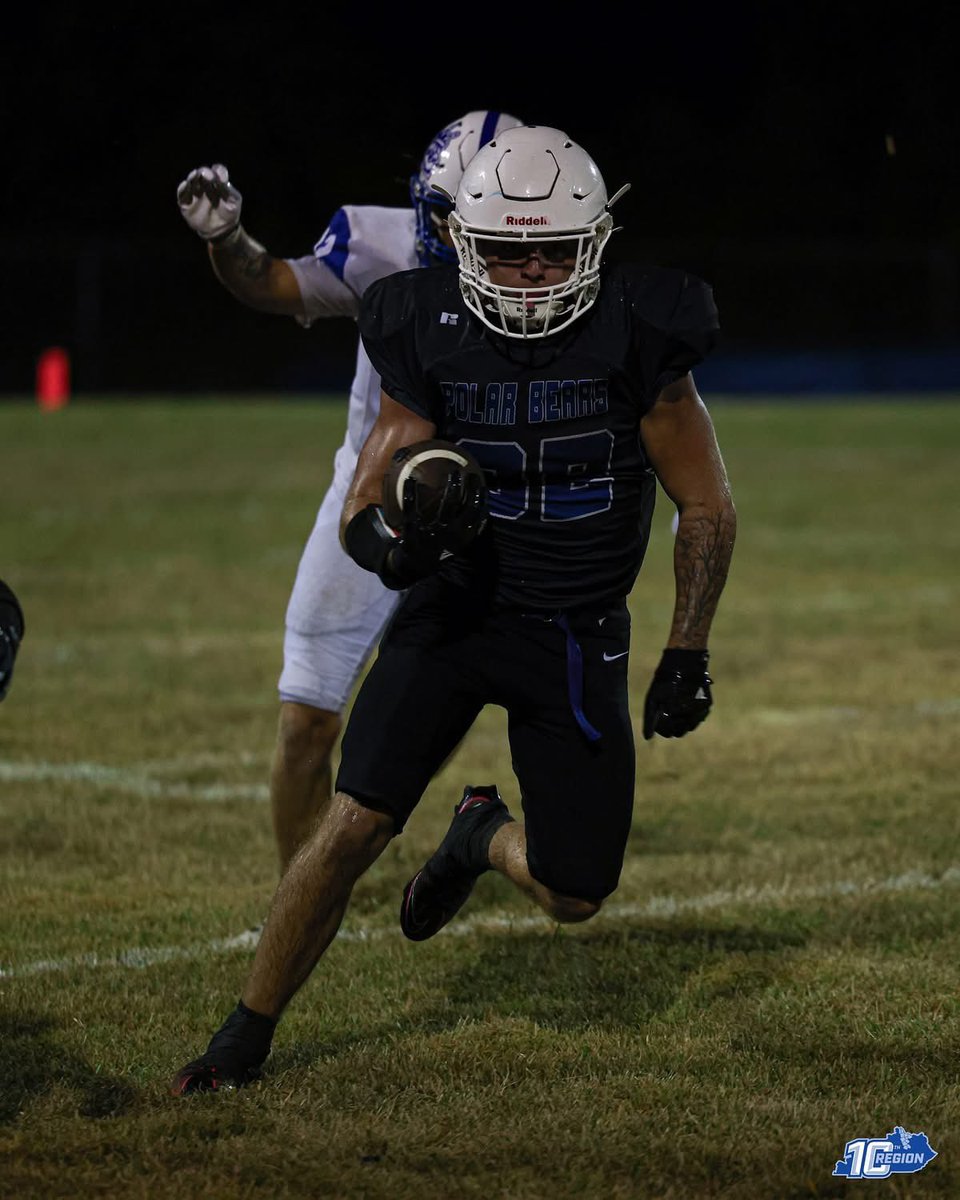 KYFUTURESTARS's tweet image. Huge congratulations to Kentucky Future Stars alum and 2X MVP Daulton Tarter on receiving an offer from Thomas More University! Absolutely a “TRUE Football Player” colleges are missing on this DAWG!
#Brotherhood🏈🏈🦍🦍🦍 @TMU_Football @TarterDaulton @CoachBZink @CoachNorwell