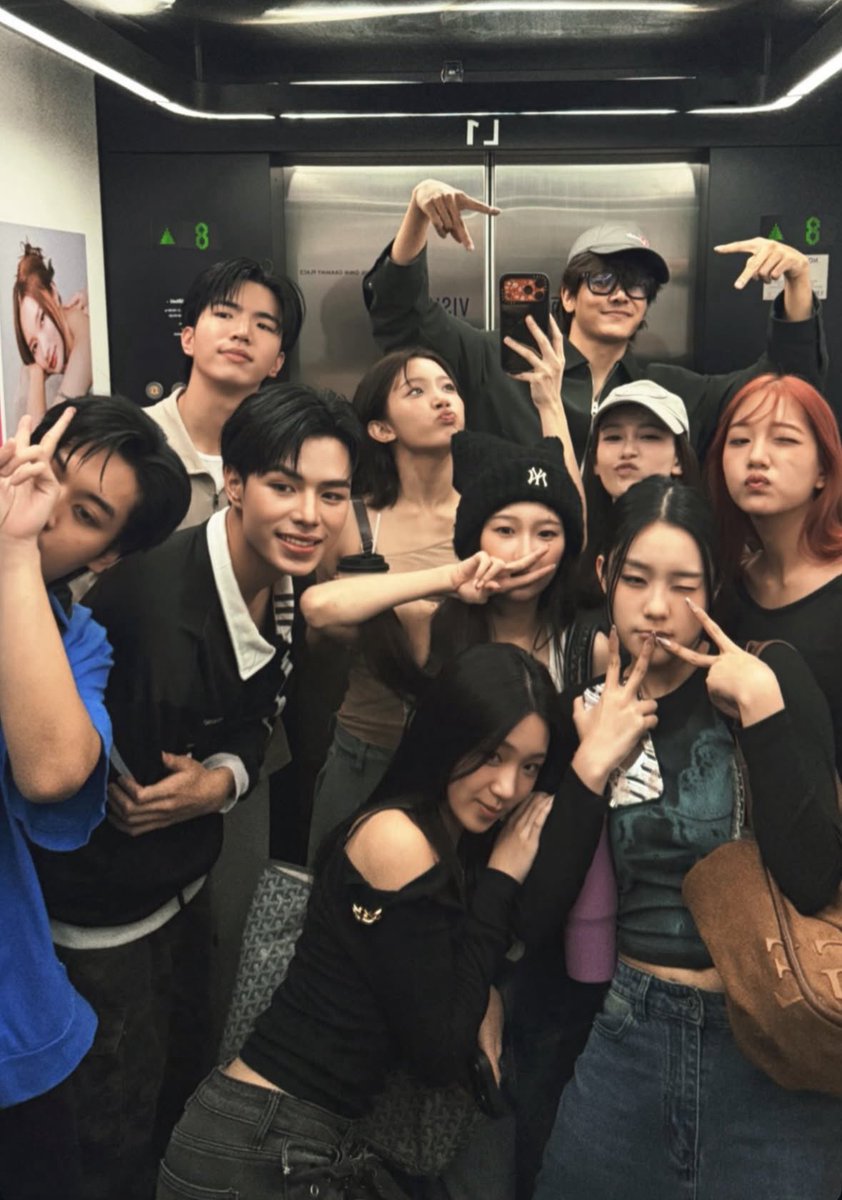 makemfeel's tweet image. 블링쭝이(01)