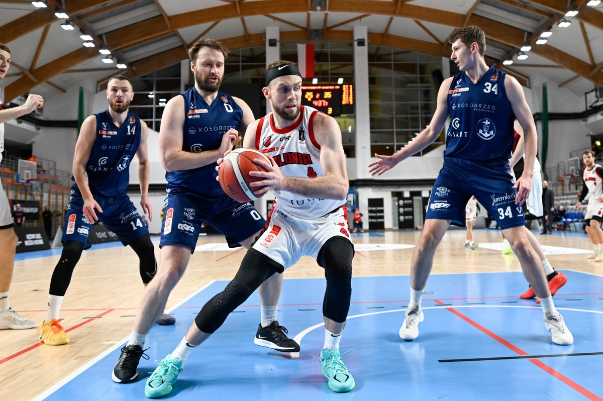 kkspolonia's tweet photo. Ostatni raz u siebie.
Wiktor × KKS Polonia Warszawa🥹💘

Cała galeria czeka na Was na naszej stronie internetowej🔗

#1LKosz https://t.co/goyS5J0vrE
