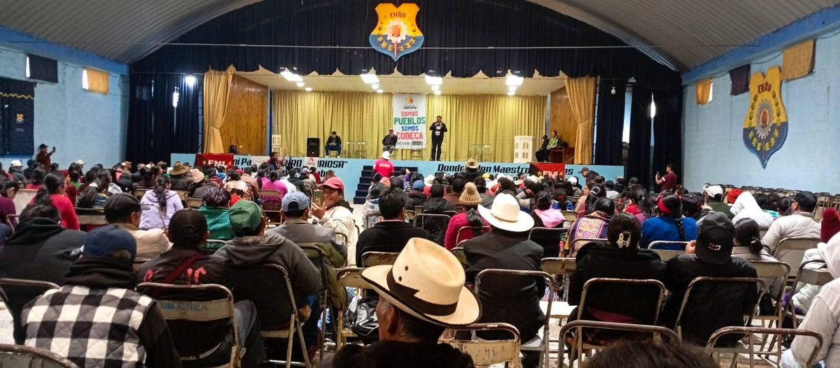 GtCodeca's tweet image. Desde Totonicapán, territorio de dignidad y resistencia, celebramos nuestra Asamblea de Resistencias como un espacio de balance colectivo, memoria y horizonte.

🔥🌋 Reconocemos los avances alcanzados con organización y lucha, asumimos con claridad los desafíos que persisten…