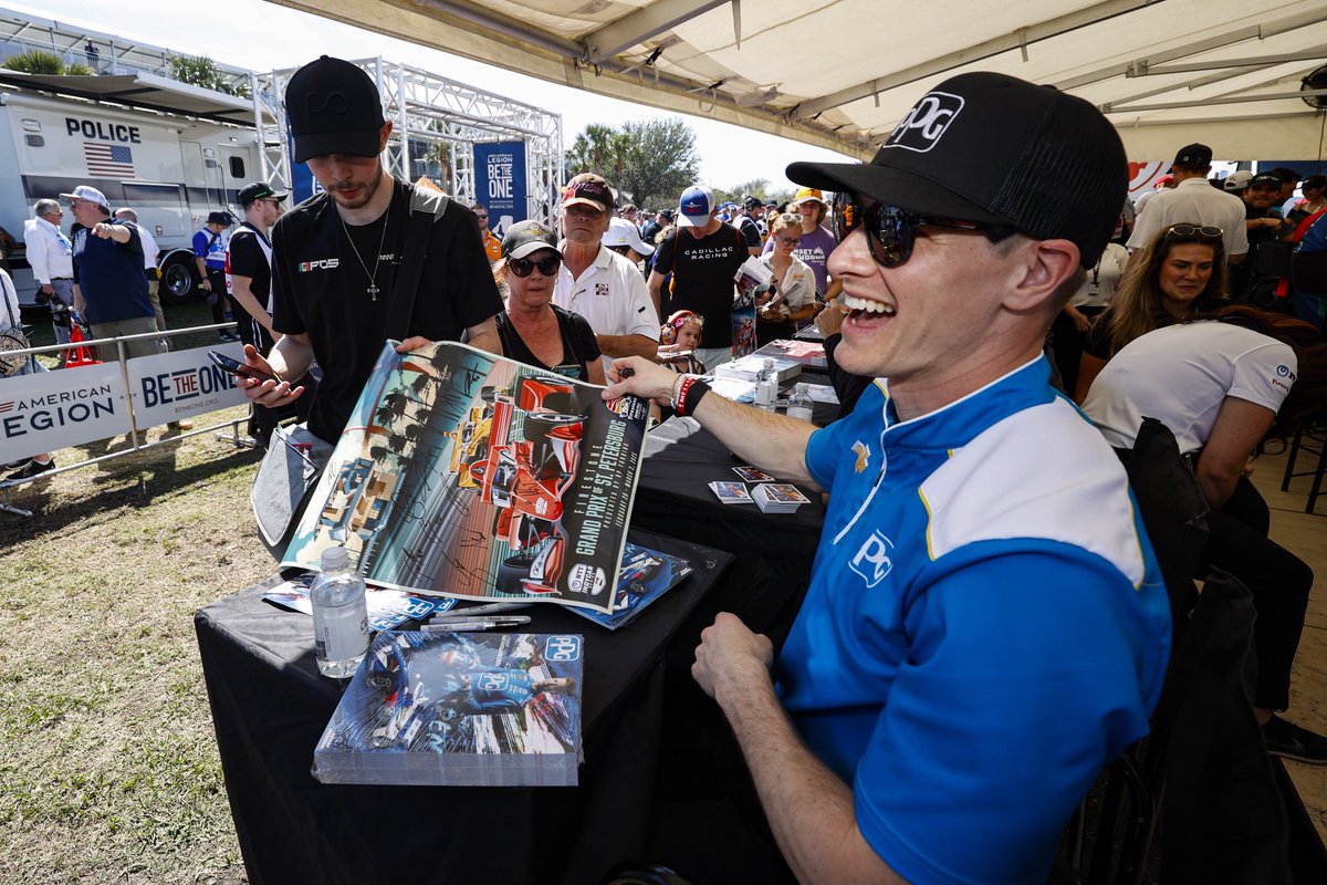 Team_Penske's tweet image. Counting down the weeks until Sundays look like this.