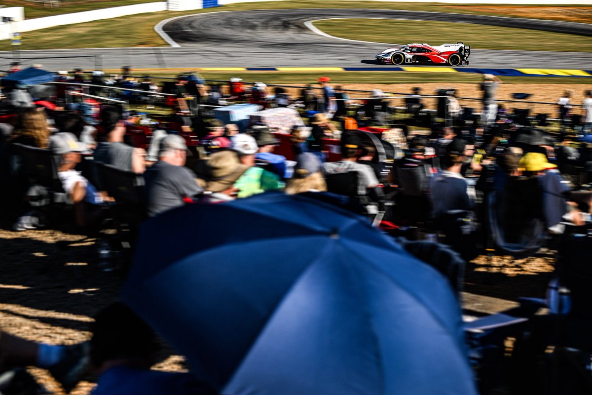 Team_Penske's tweet image. Counting down the weeks until Sundays look like this.