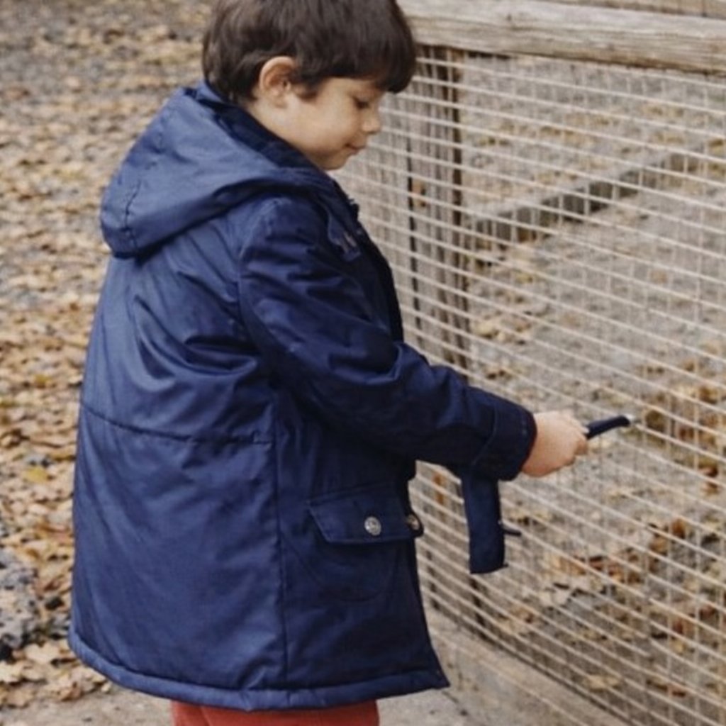 Lyle Menendez as a child. 🧒
Before the trials ⚖️ and media attention 📺, there was a childhood.
To understand the Menendez case, you have to look at what came before 🕰️ — the story didn’t start in 1989.
#JusticeForErikAndLyle

Restored photo.