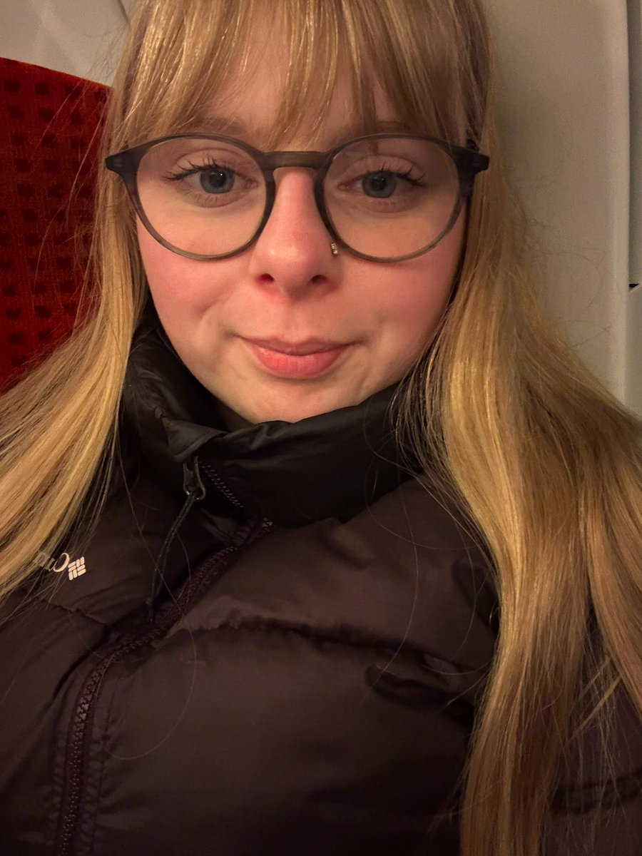 ligne 8 love account tweet media