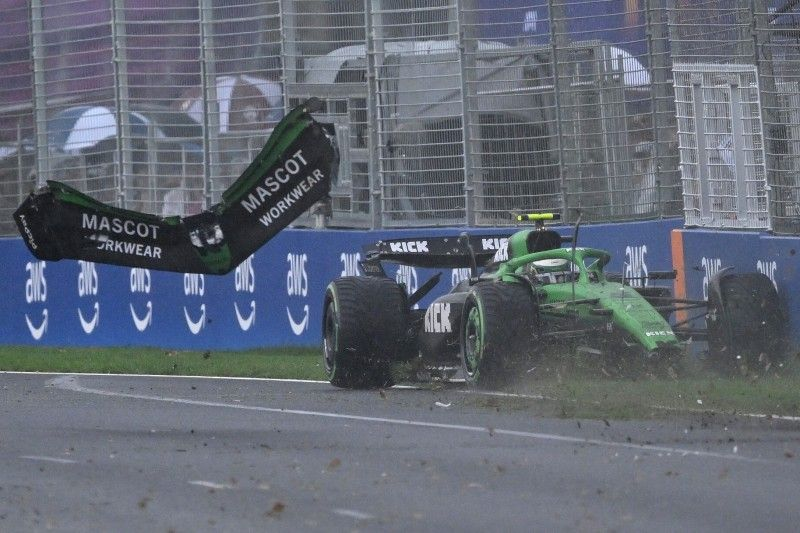 F1BigData's tweet photo. 🚨DNF PERCENTAGE | CURRENT GRID

Bortoleto - 20.83% (5/24)
Alonso - 19.29% (82/425)
Sainz - 18.34% (42/229)
Hülkenberg - 17.60% (44/250)
Albon - 17.19% (22/128)
Lawson - 17.14% (6/35)
Antonelli - 16.67% (4/24)
Stroll - 16.40% (31/189)
Gasly - 14.69% (26/177)
Verstappen - 14.16% (33/233)
Ocon - 13.89% (25/180)
Pérez - 13.52% (38/281)
Leclerc - 13.45% (23/171)
Russell - 12.50% (19/152)
Colapinto - 11.54% (3/26)
Bottas - 11.38% (28/246)
Bearman - 11.11% (3/27)
Norris - 9.21% (14/152)
Hamilton - 8.95% (34/380)
Hadjar - 8.70% (2/23)
Piastri - 5.71% (4/70)