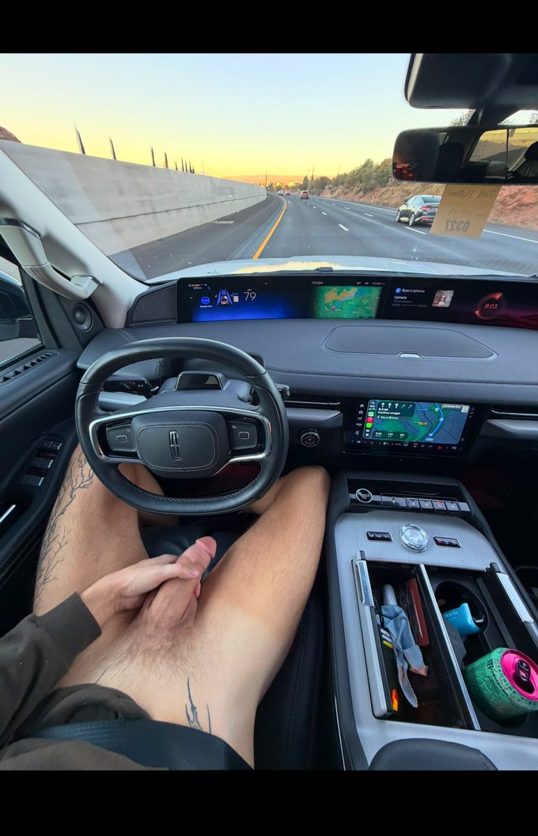 I love taking in the views 🤤 Wanna join me?? 🫣 Chudai.. Wataa ✨