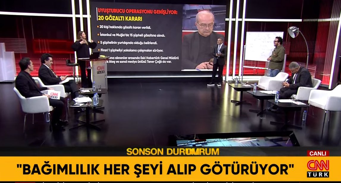 Cnn Türk’te Fulya Öztürk’ün programında Prof. Dr. Oytun Erbaş’ı izliyorum.
Çok muazzam şeyler anlatıyor.
Herkese izlemesini tavsiye ederim.
Allah ülkemizi, evlatlarımızı her türlü kötülükten muhafaza eylesin.